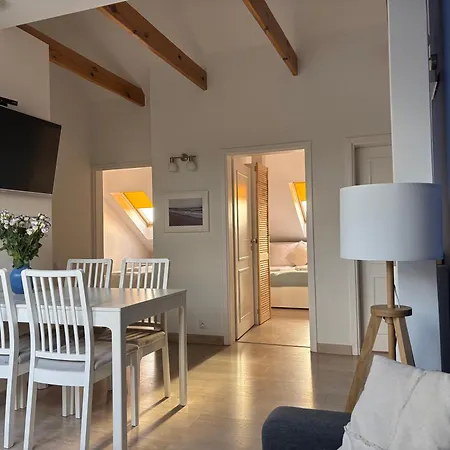 Apartament Aspen - Przestronne Poddasze Przy Plaży *