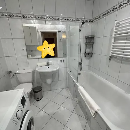 Apartment Pod Niebem - Przestronne Poddasze Przy Plazy