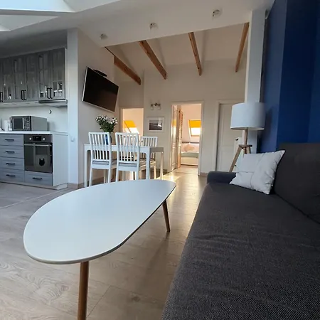 Apartment Pod Niebem - Przestronne Poddasze Przy Plazy