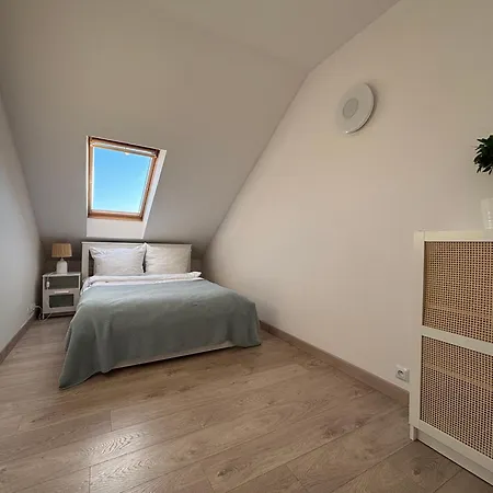 Aspen - Przestronne Poddasze Przy Plaży